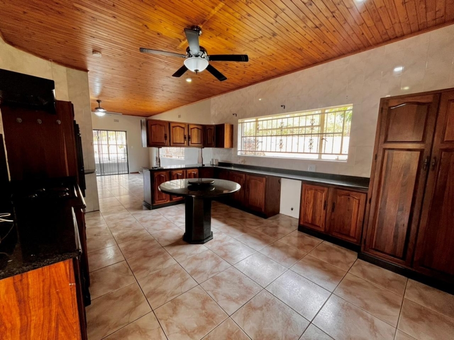 4 Bedroom Property for Sale in Safari Gardens North West
